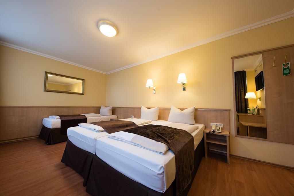 מינכן Hotel Royal מראה חיצוני תמונה